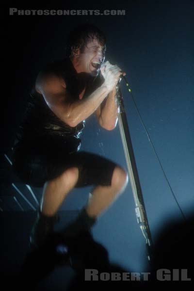 NINE INCH NAILS - 2005-06-22 - PARIS - Zenith - 